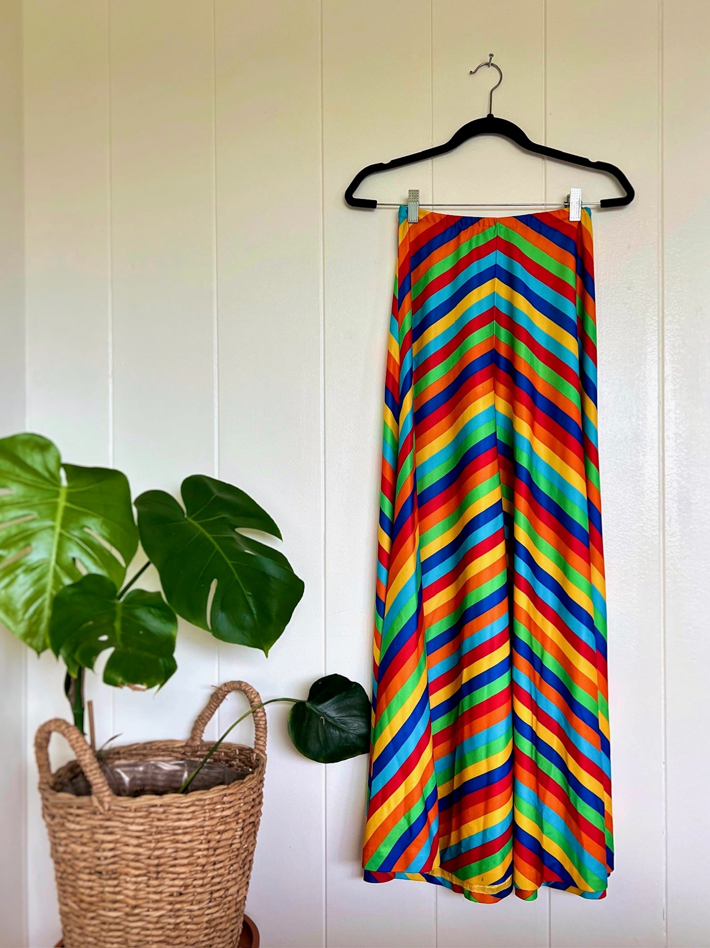Vtg Rainbow Magic 2pc Skirt Set